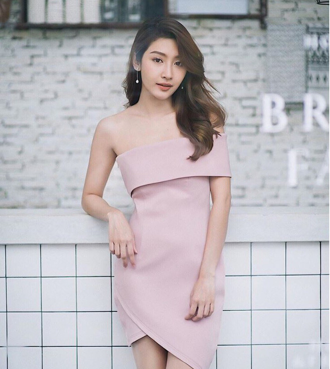 Đã xinh lại còn chơi thân, 5 cô gái Thái Lan này đang được tìm nhiều nhất Facebook!